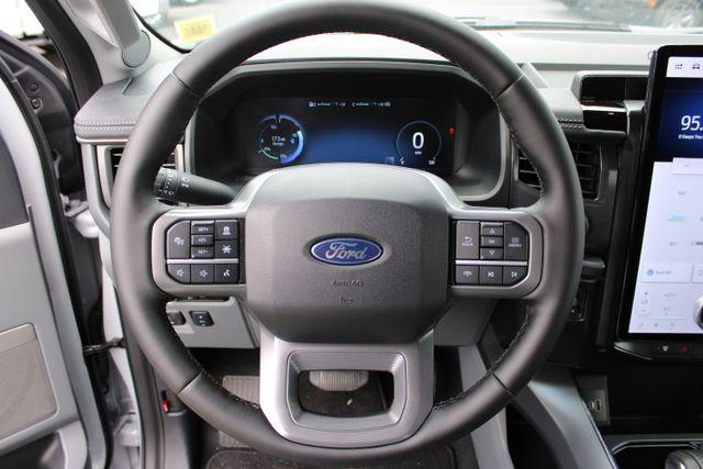 2025 Ford F-150 Flash