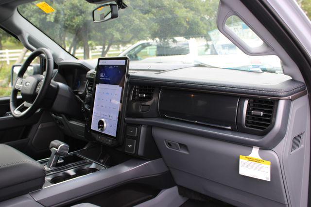 2025 Ford F-150 Flash