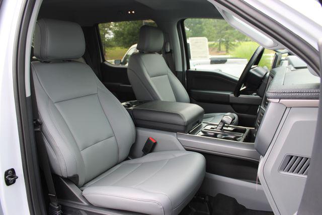2025 Ford F-150 Flash