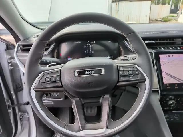 2023 Jeep Grand Cherokee L Limited 4x4