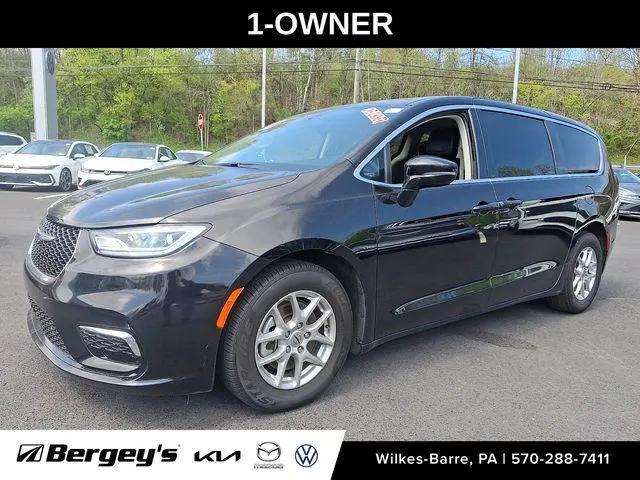2024 Chrysler Pacifica Touring L for sale in Larksville, PA