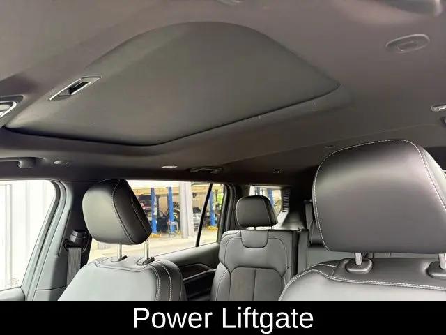 2026 Jeep Grand Cherokee L Altitude 4x4