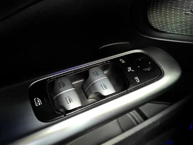 2024 Mercedes-Benz C-CLASS C 300 C 300