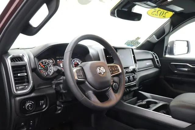2025 Ram 1500 Big Horn Crew Cab 4x4 5'7" Box