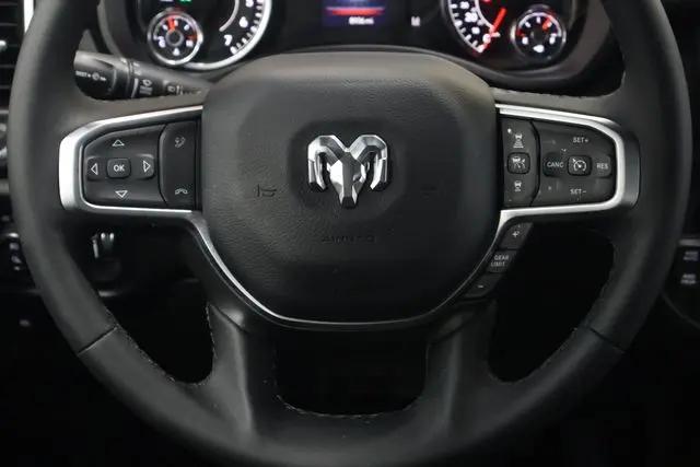 2025 Ram 1500 Big Horn Crew Cab 4x4 5'7" Box