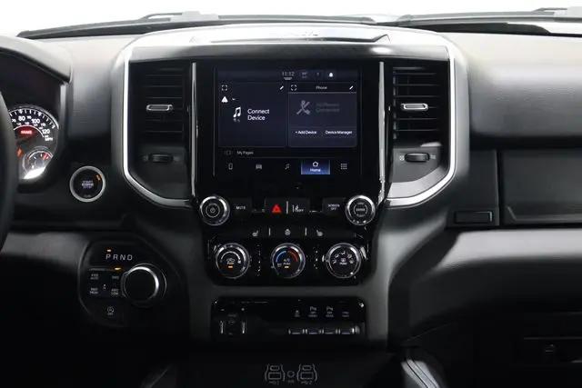 2025 Ram 1500 Big Horn Crew Cab 4x4 5'7" Box