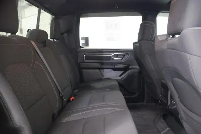 2025 Ram 1500 Big Horn Crew Cab 4x4 5'7" Box