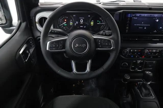 2025 Jeep Wrangler 4xe Sahara 4xe