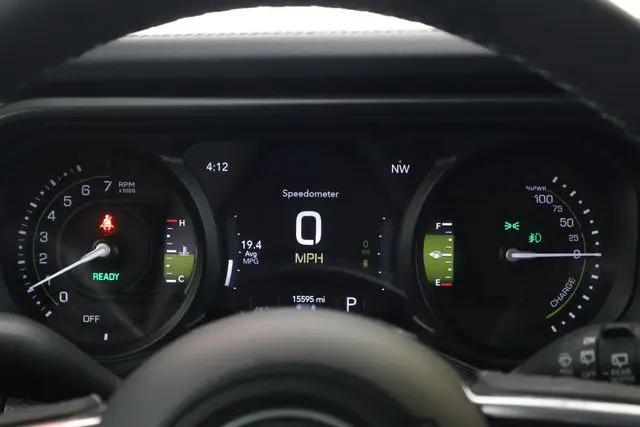 2025 Jeep Wrangler 4xe Sahara 4xe