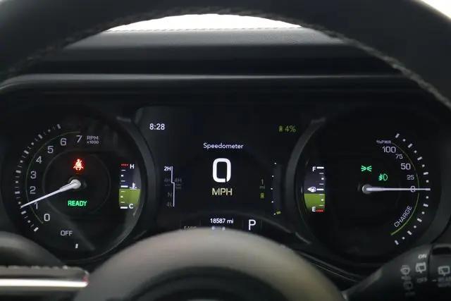 2025 Jeep Wrangler 4xe Sahara 4xe