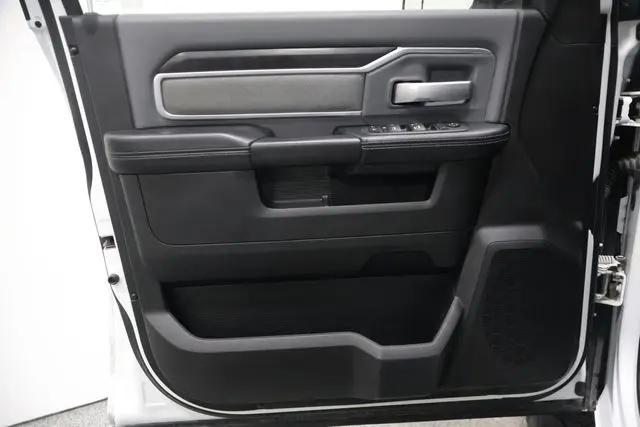 2022 Ram 2500 Big Horn Crew Cab 4x4 6'4" Box