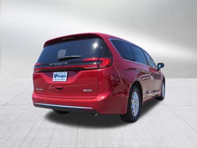 2027 Chrysler Pacifica PACIFICA SELECT