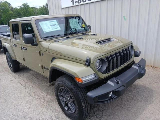 2026 Jeep Gladiator GLADIATOR SPORT S 4X4 2026 Jeep Gladiator GLADIATOR SPORT S 4X4