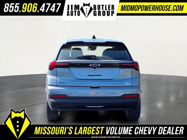 2027 Chevrolet Bolt LT FWD