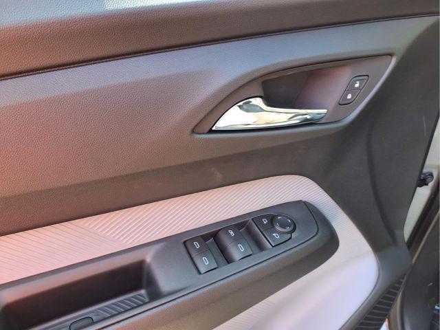 2027 Chevrolet Bolt LT FWD