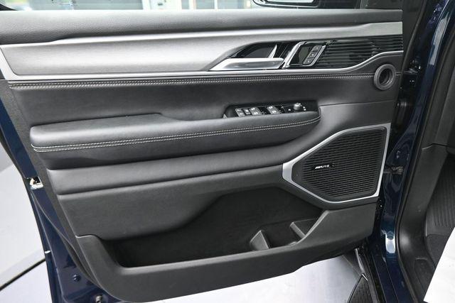 2026 Jeep Grand Wagoneer Unknown