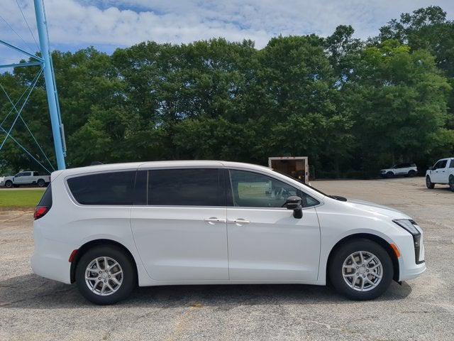 2027 Chrysler Pacifica PACIFICA SELECT