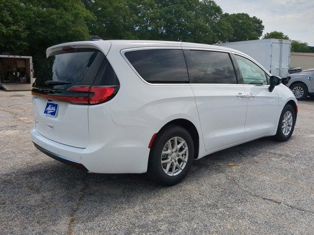 2027 Chrysler Pacifica PACIFICA SELECT