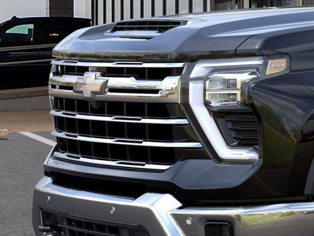 2026 Chevrolet Silverado 3500HD Crew Cab, Long Bed, LTZ Dual Rear Wheel, RWD