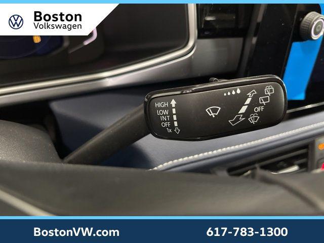 2026 Volkswagen Taos SEL