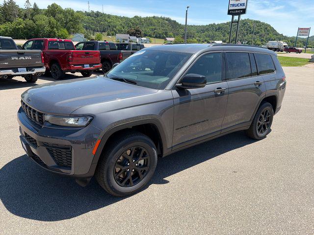 2026 Jeep Grand Cherokee L Altitude 4x4 for sale in Prairie du Chien, WI