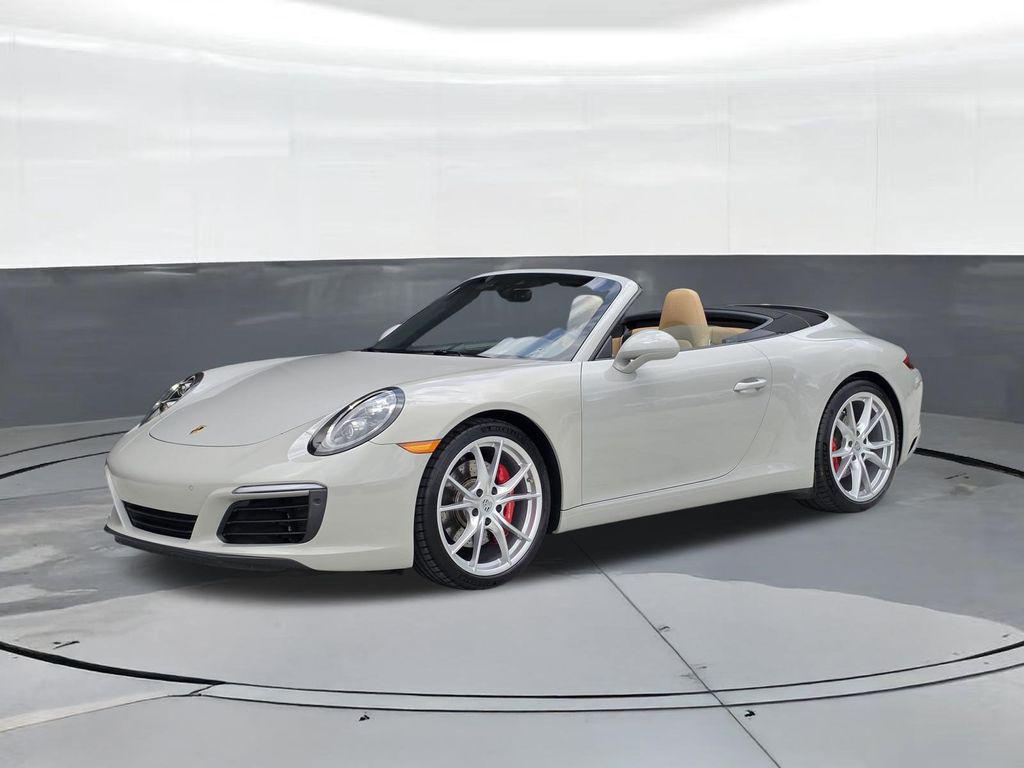 2019 Porsche 911 Carrera 4 GTS Cabriolet's photo