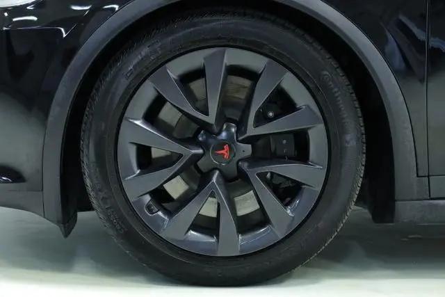 2023 Tesla Model X Standard Range
