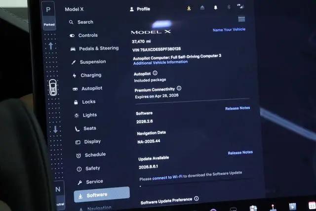 2023 Tesla Model X Standard Range