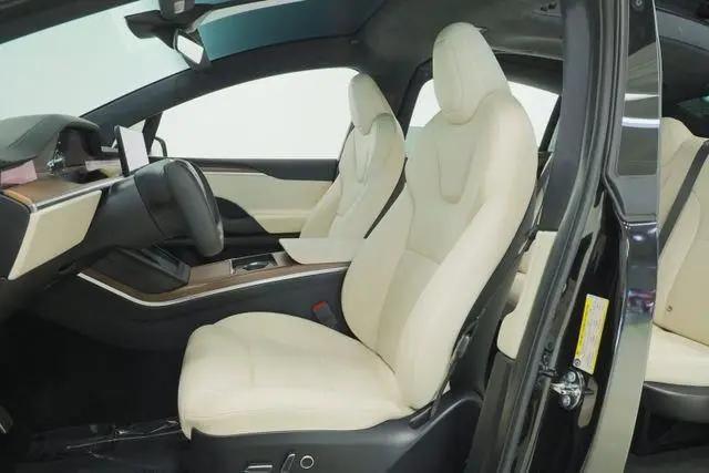 2023 Tesla Model X Standard Range