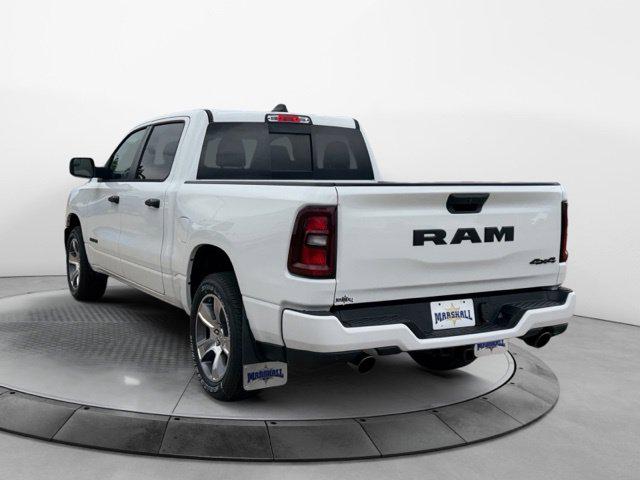 2026 Ram 1500 Express Crew Cab 4x4 57 Box