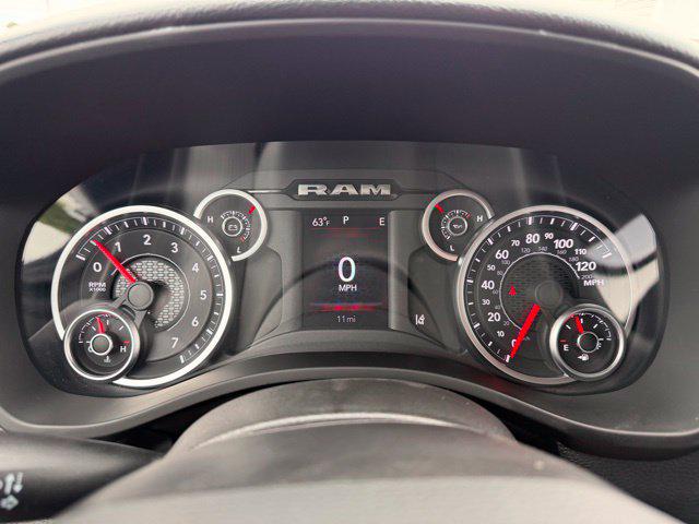 2026 Ram 1500 Express Crew Cab 4x4 57 Box