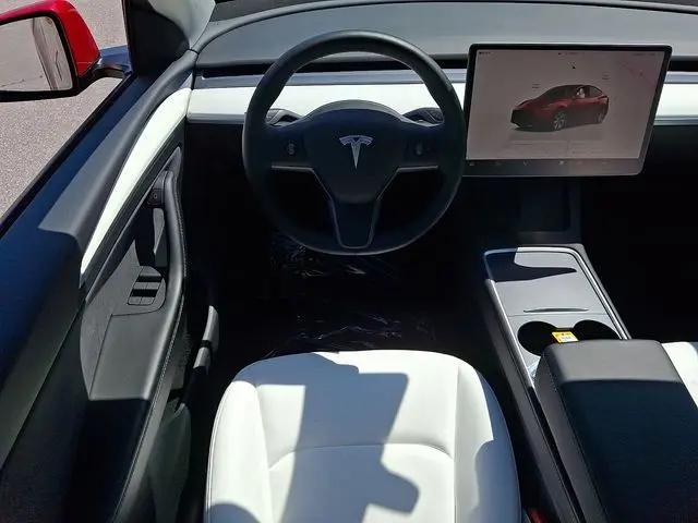2023 Tesla Model Y Long Range Dual Motor All-Wheel Drive