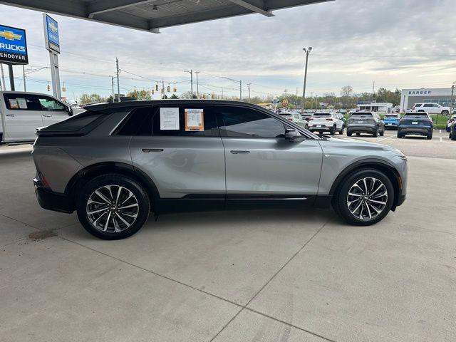 2024 Cadillac iQ Sport w/1SF
