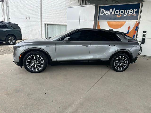 2024 Cadillac iQ Sport w/1SF