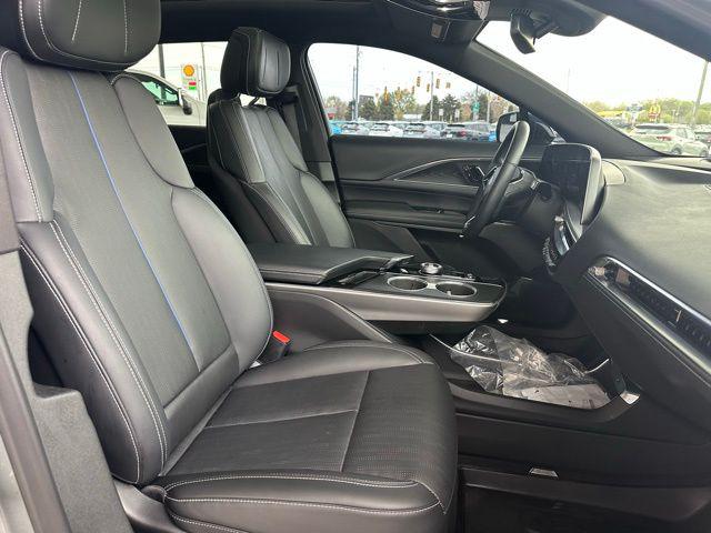 2024 Cadillac iQ Sport w/1SF