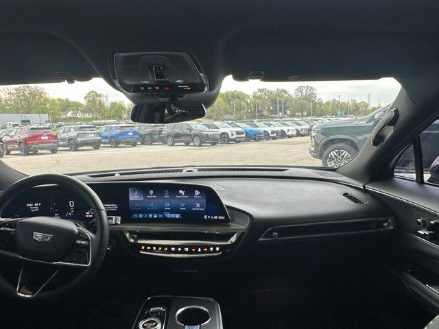 2024 Cadillac iQ Sport w/1SF
