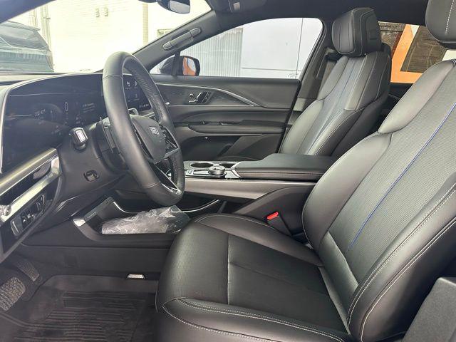 2024 Cadillac iQ Sport w/1SF