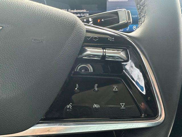 2024 Cadillac iQ Sport w/1SF