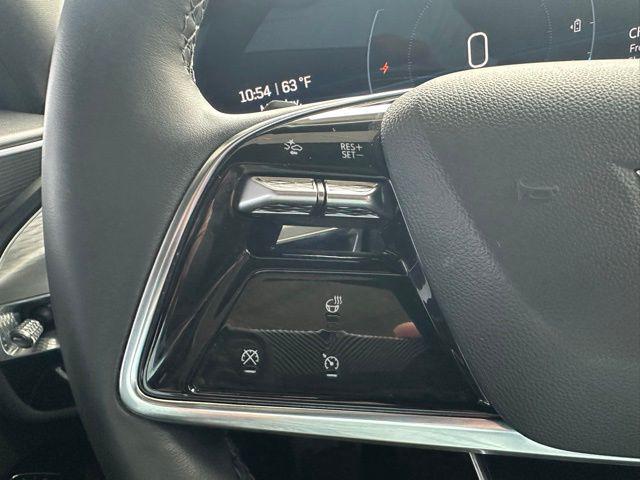 2024 Cadillac iQ Sport w/1SF