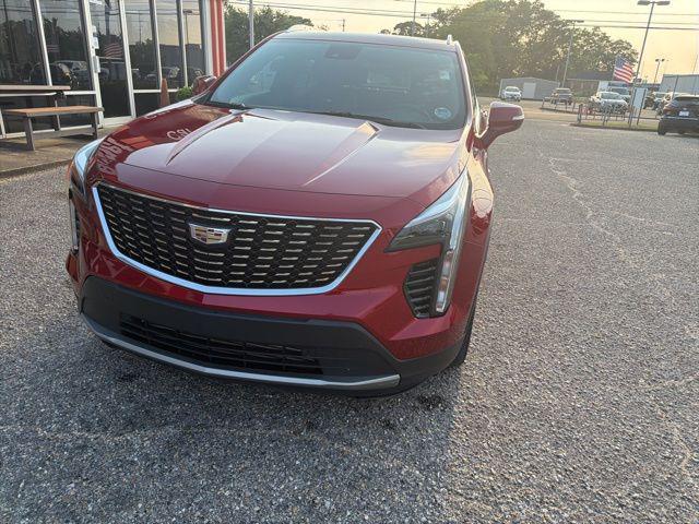 2021 Cadillac XT4 FWD Premium Luxury