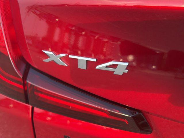 2021 Cadillac XT4 FWD Premium Luxury