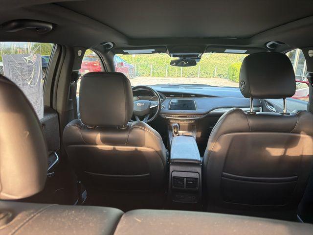 2021 Cadillac XT4 FWD Premium Luxury