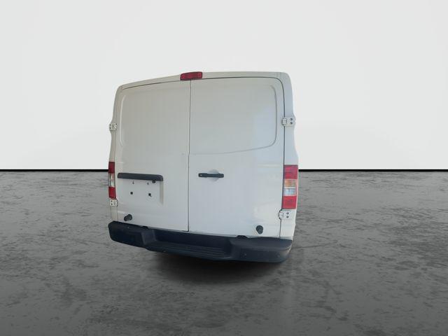 2021 Nissan 2500 SV Standard Roof V6