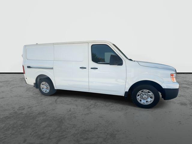 2021 Nissan 2500 SV Standard Roof V6