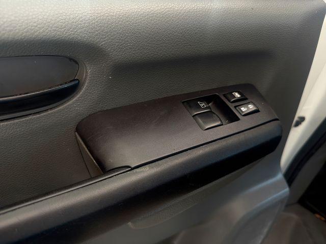 2021 Nissan 2500 SV Standard Roof V6