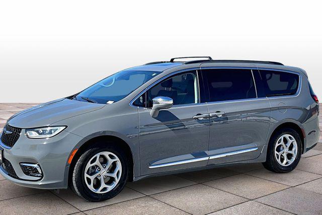 2022 Chrysler Pacifica Limited