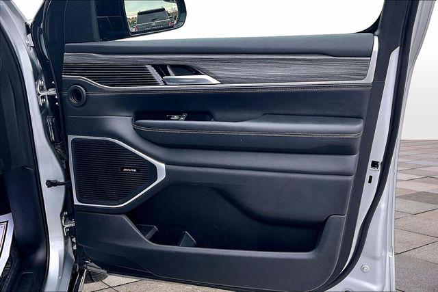 2024 Jeep Wagoneer Series II 4x2