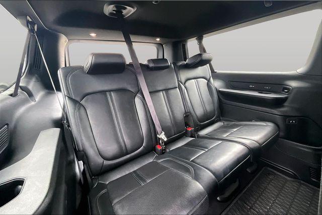 2024 Jeep Wagoneer Series II 4x2