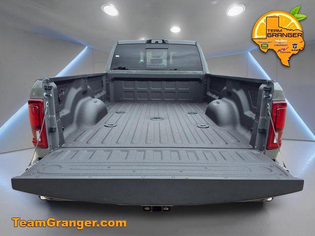 2026 Ram 3500 Laramie Crew Cab 4x4 8' Box