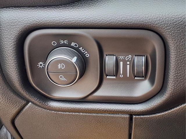 2026 Ram 3500 Laramie Crew Cab 4x4 8' Box